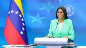 ¡ES OFICIAL! El 1 de mayo viene con aumento: Delcy Rodríguez anuncia ajuste salarial