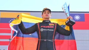 Alessandro Famularo conquista el podio en Portugal
